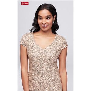 Appliqued Lace Short-Sleeve Mermaid Gown